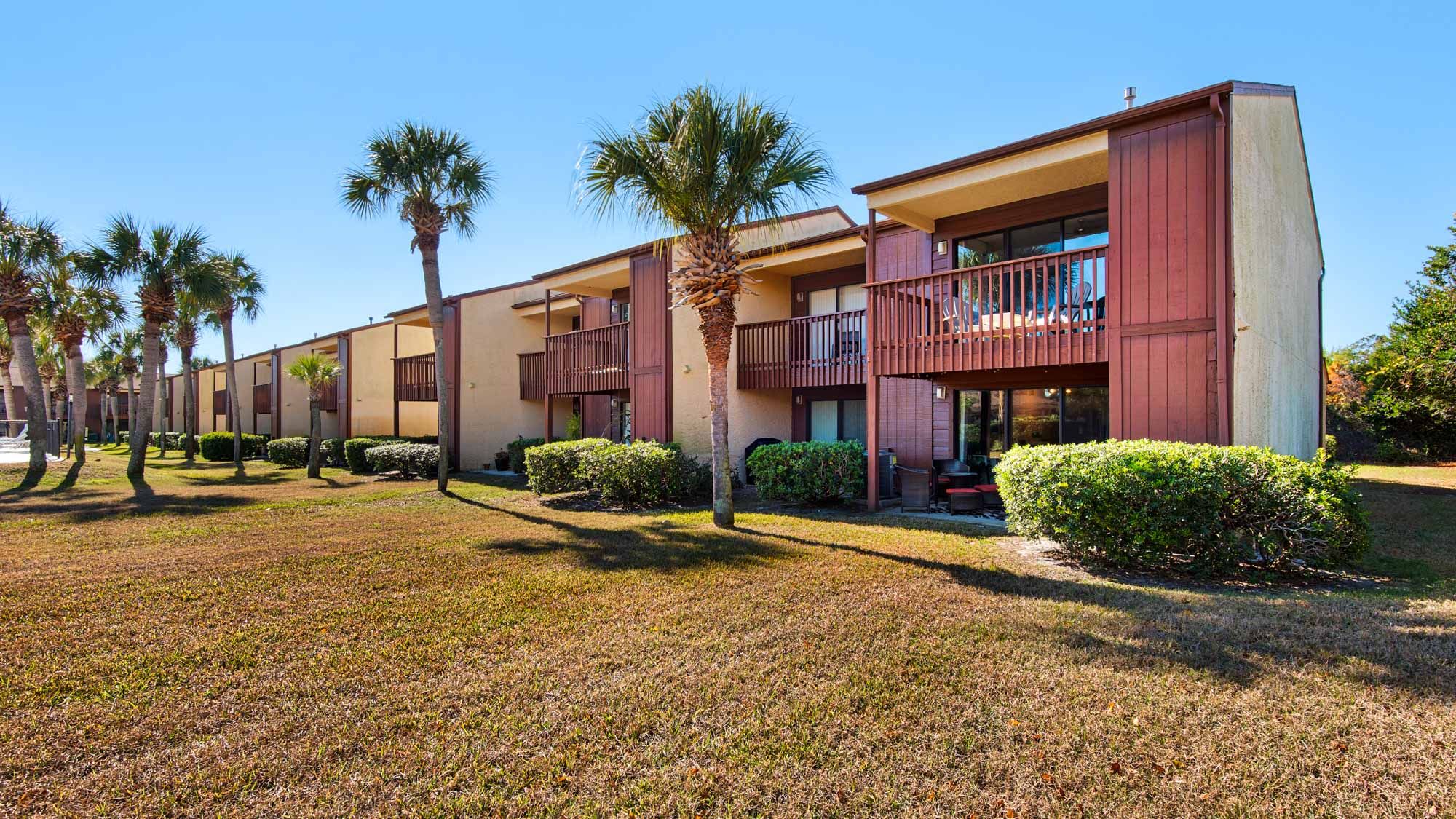 Beachwalk 18E - Front House