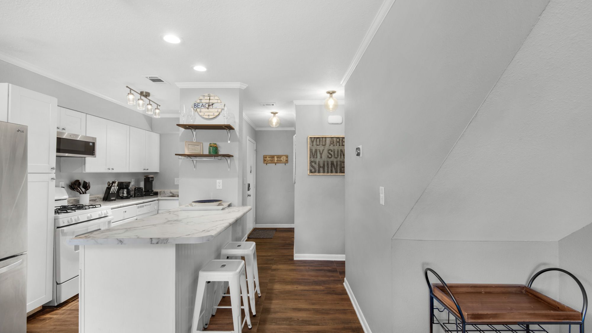 Beachwalk 18E - Kitchen Area