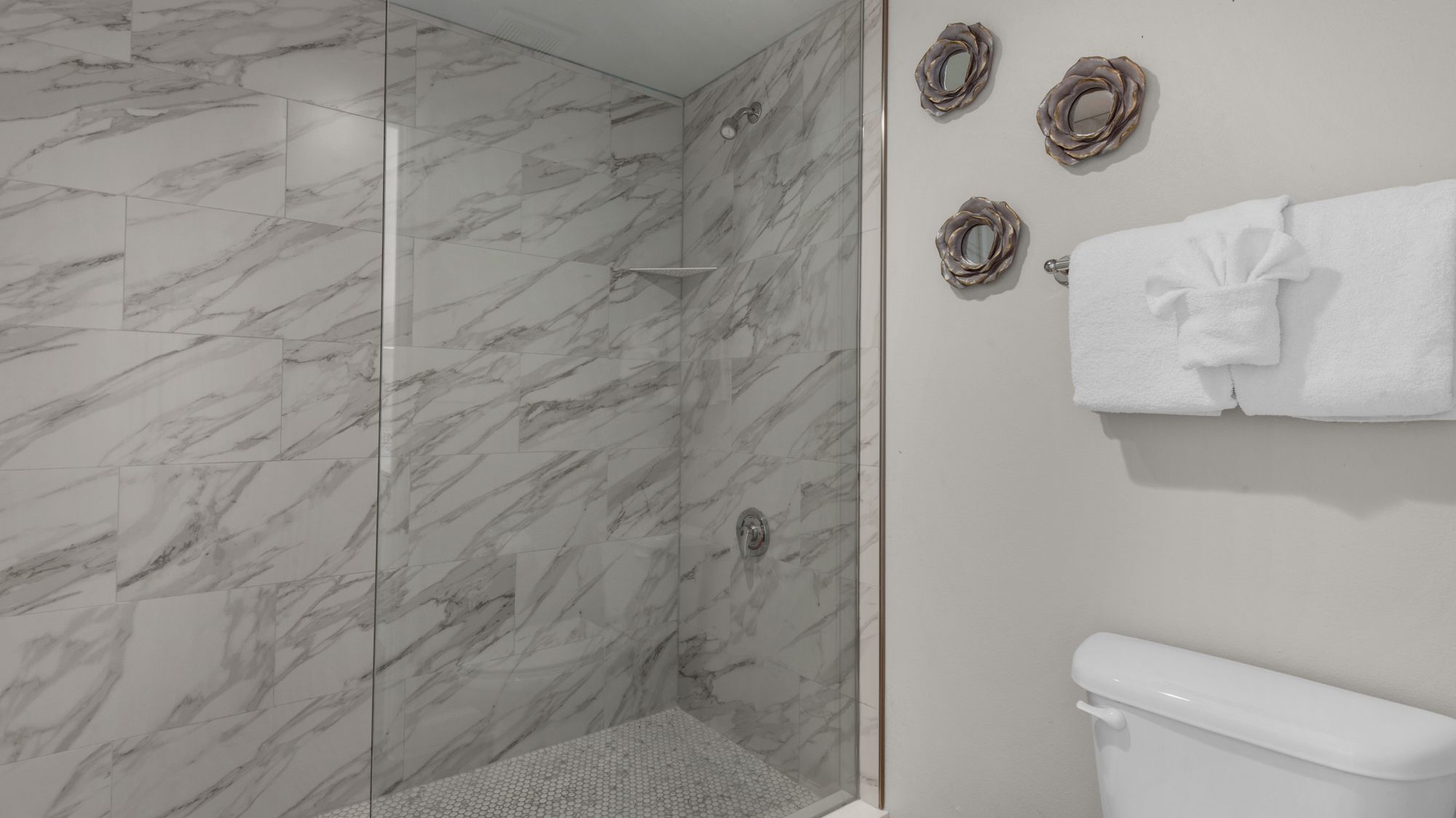 Shores of Panama 1831 Bathroom 1