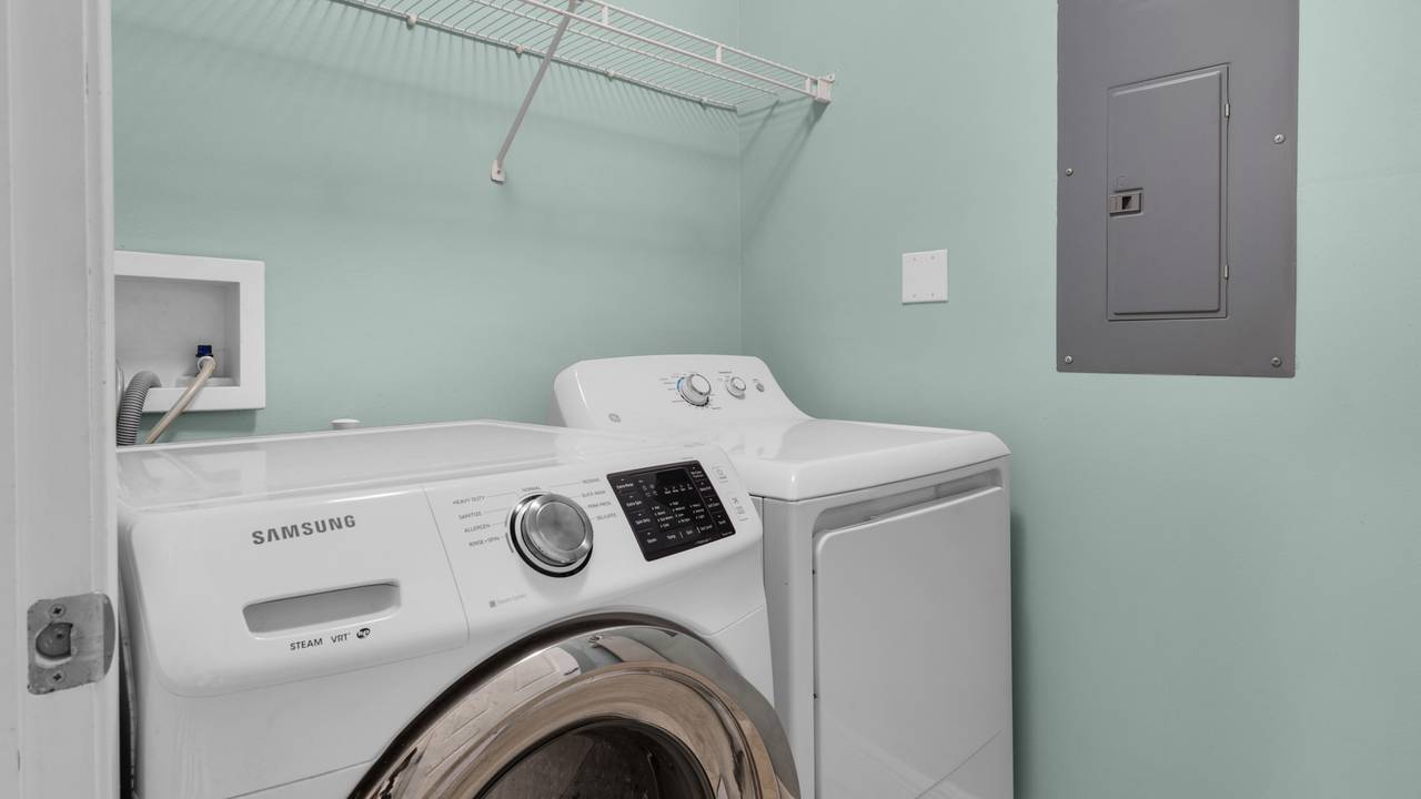 Legacy 303 Washer & Dryer Legacy 303 Washer & Dryer