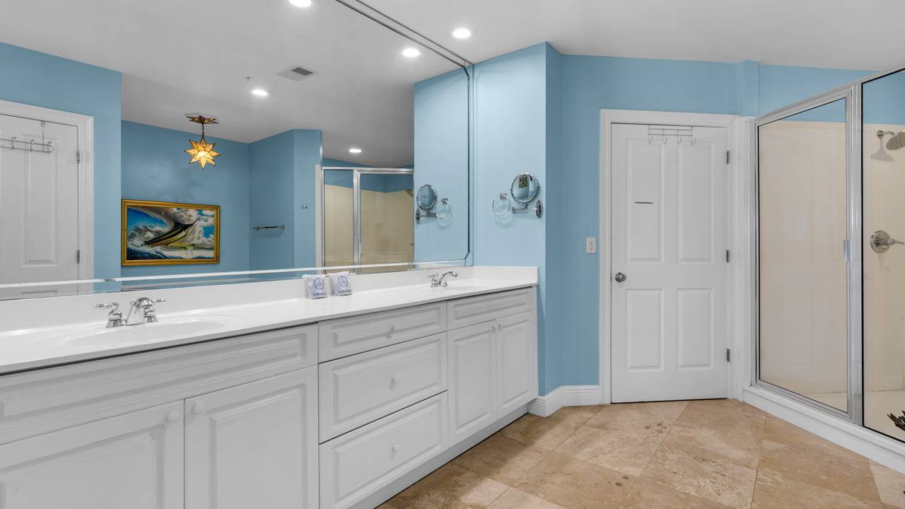 Legacy 303 Primary Bathroom Legacy 303 Primary Bathroom