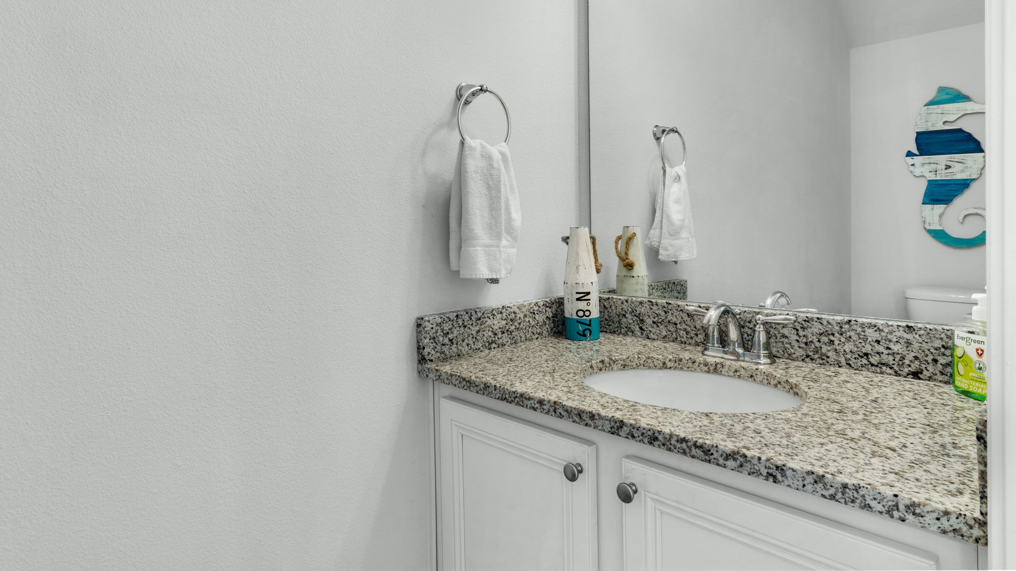 Rae of Sunshine - Ground Floor Half Bathroom