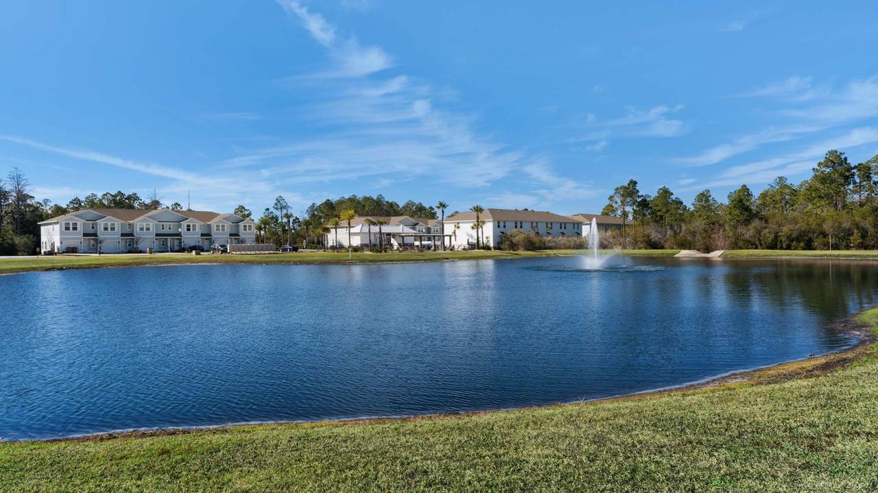 Hathaway Townhomes Grounds & Amenities Hathaway Townhomes Grounds & Amenities