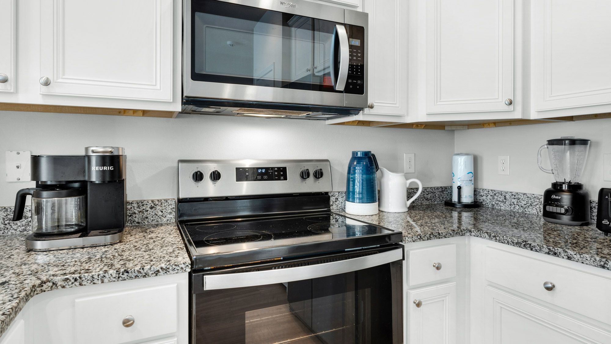 Rae of Sunshine - Kitchen