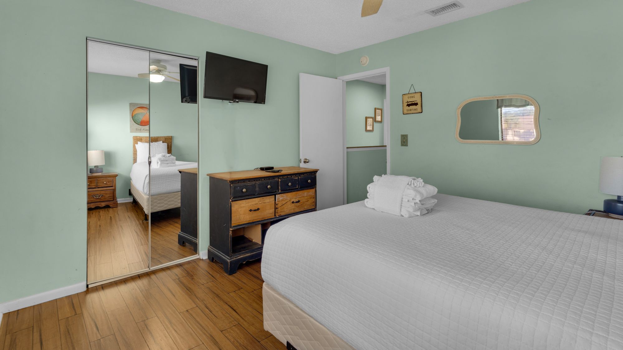 Portside Resort D1 Guest Bedroom