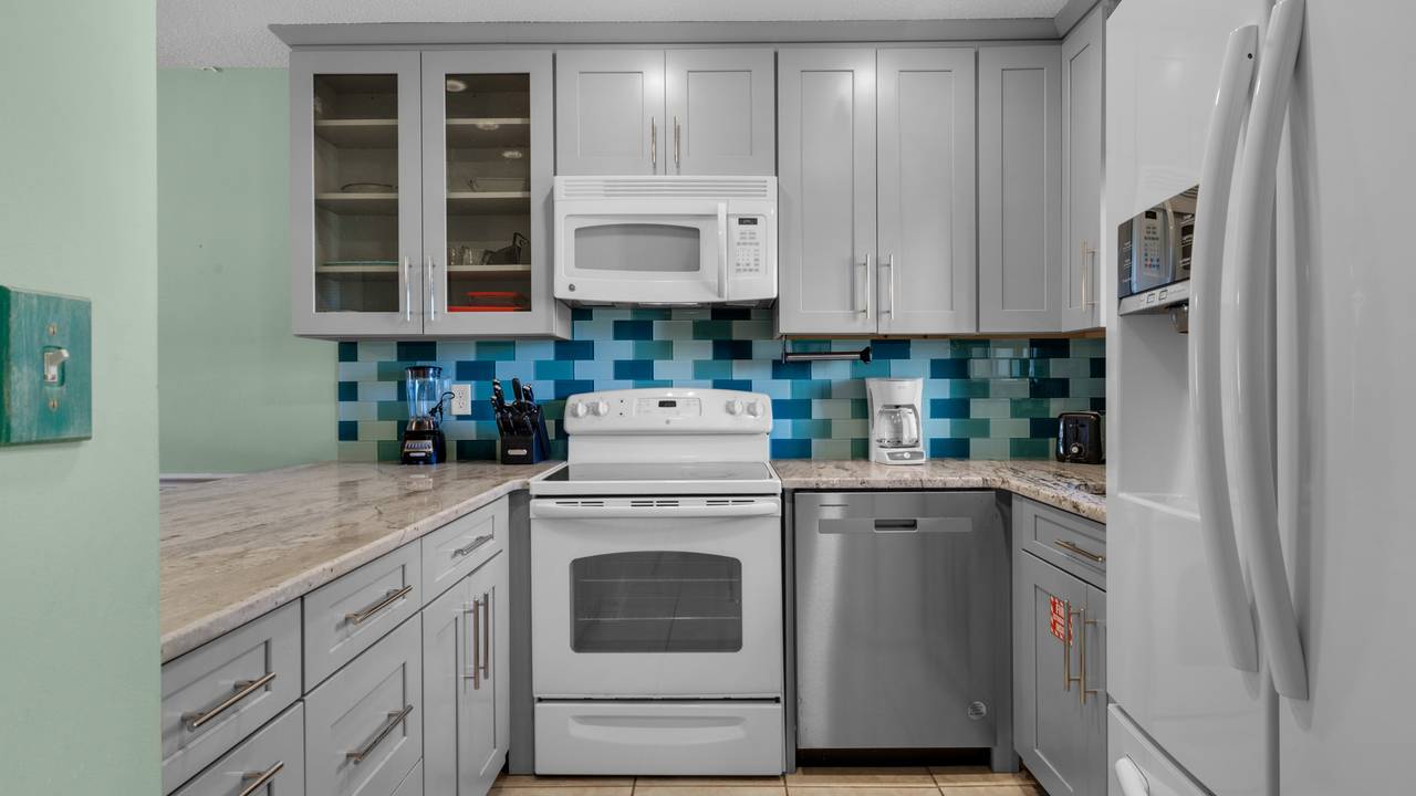 Portside Resort D1 Kitchen Area Portside Resort D1 Kitchen Area