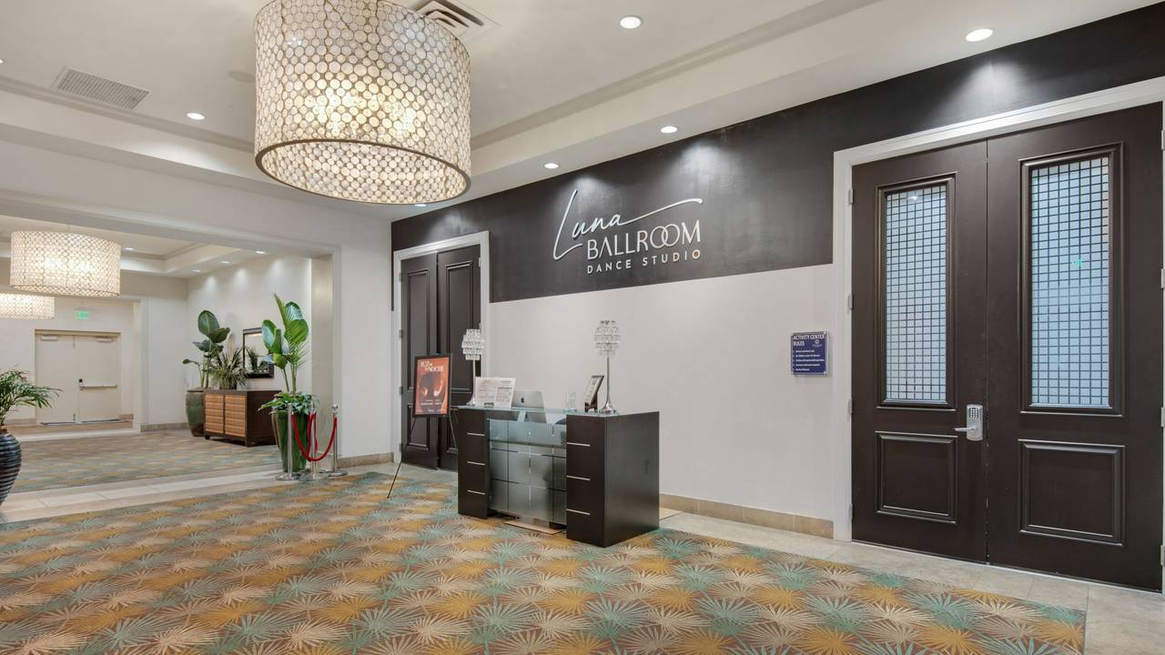 The Palms of Destin Resort Grounds & Amenities The Palms of Destin Resort Grounds & Amenities