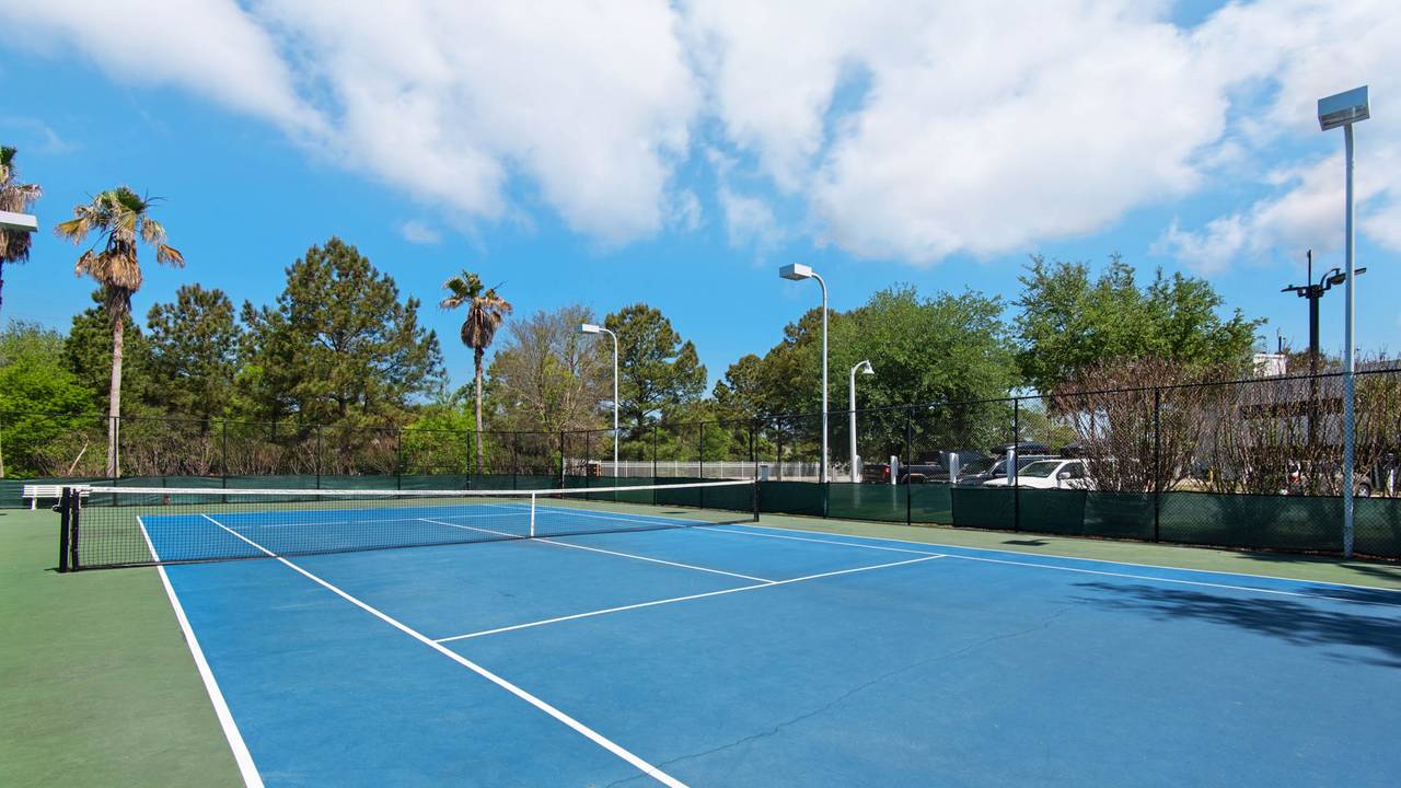 The Palms of Destin Resort Grounds & Amenities The Palms of Destin Resort Grounds & Amenities