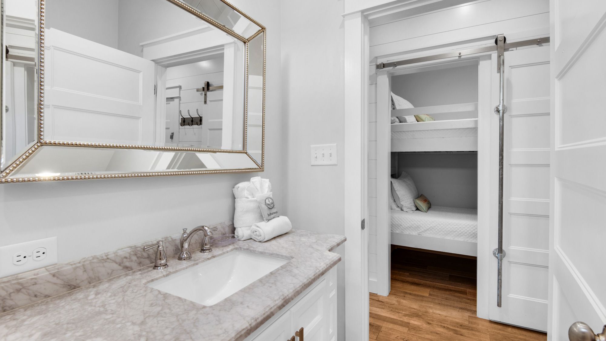 Best of Both Worlds - 2nd Floor Shared Bathroom into Hallway Bun