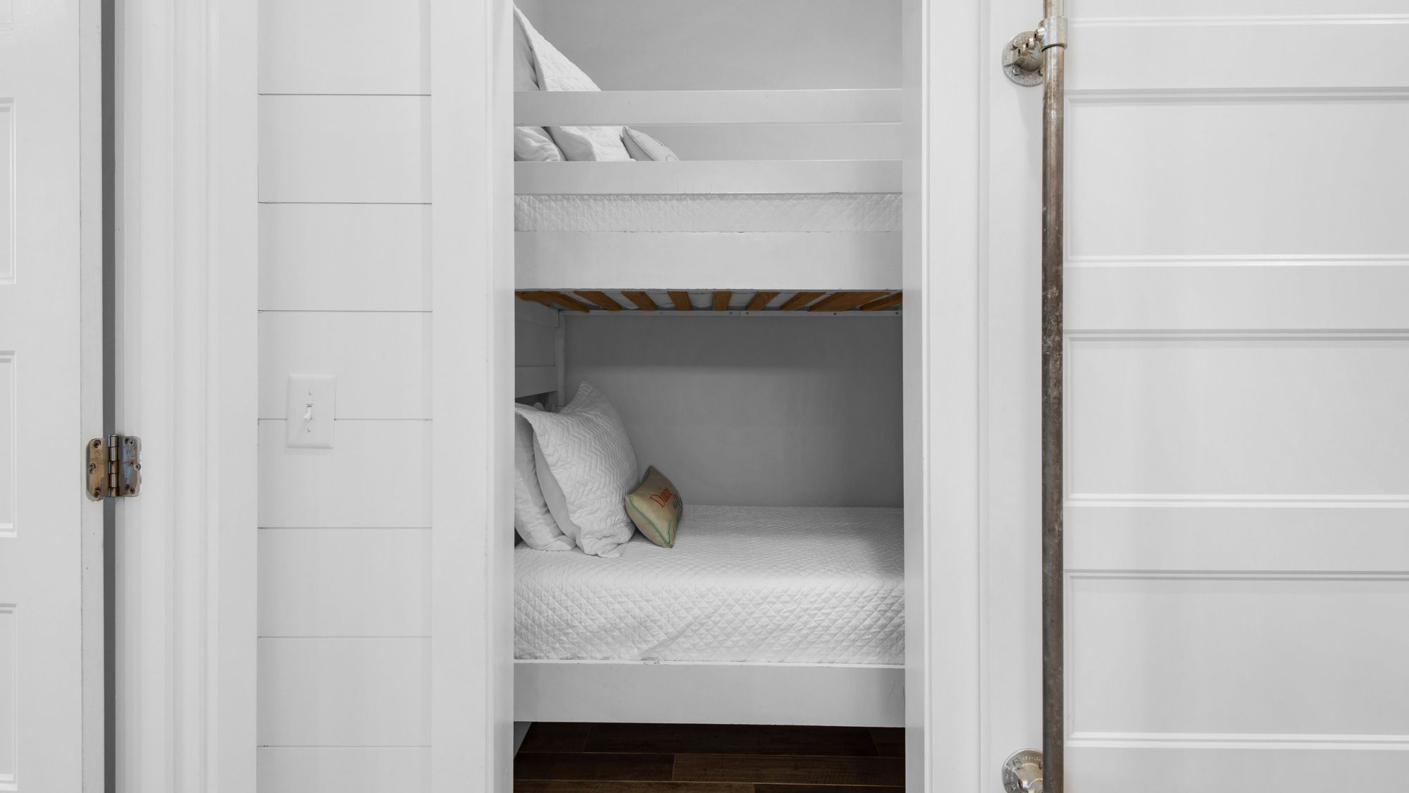 Best of Both Worlds - 2nd Floor Hallway Bunks