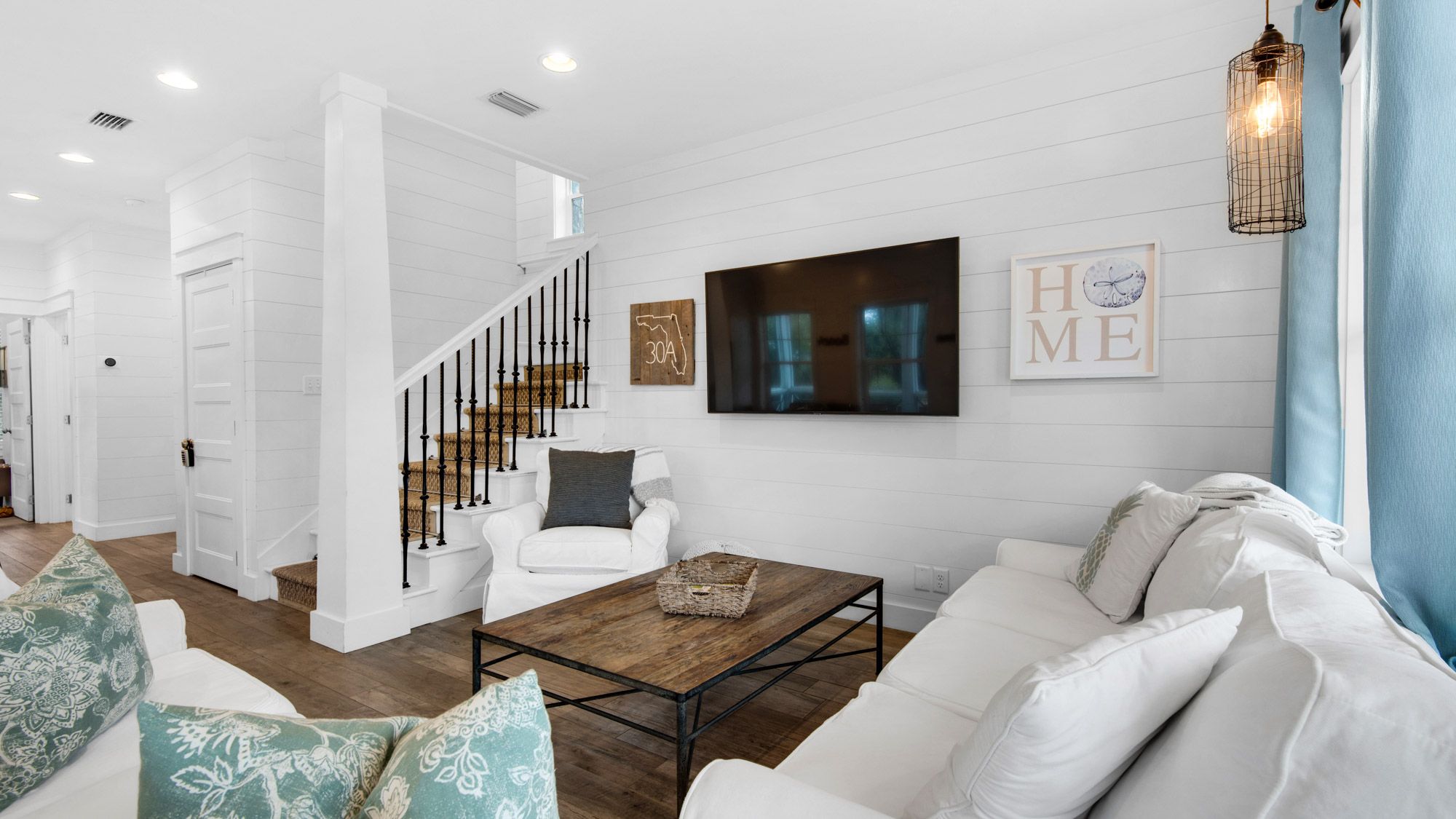 Best of Both Worlds - Living Area into Upstairs