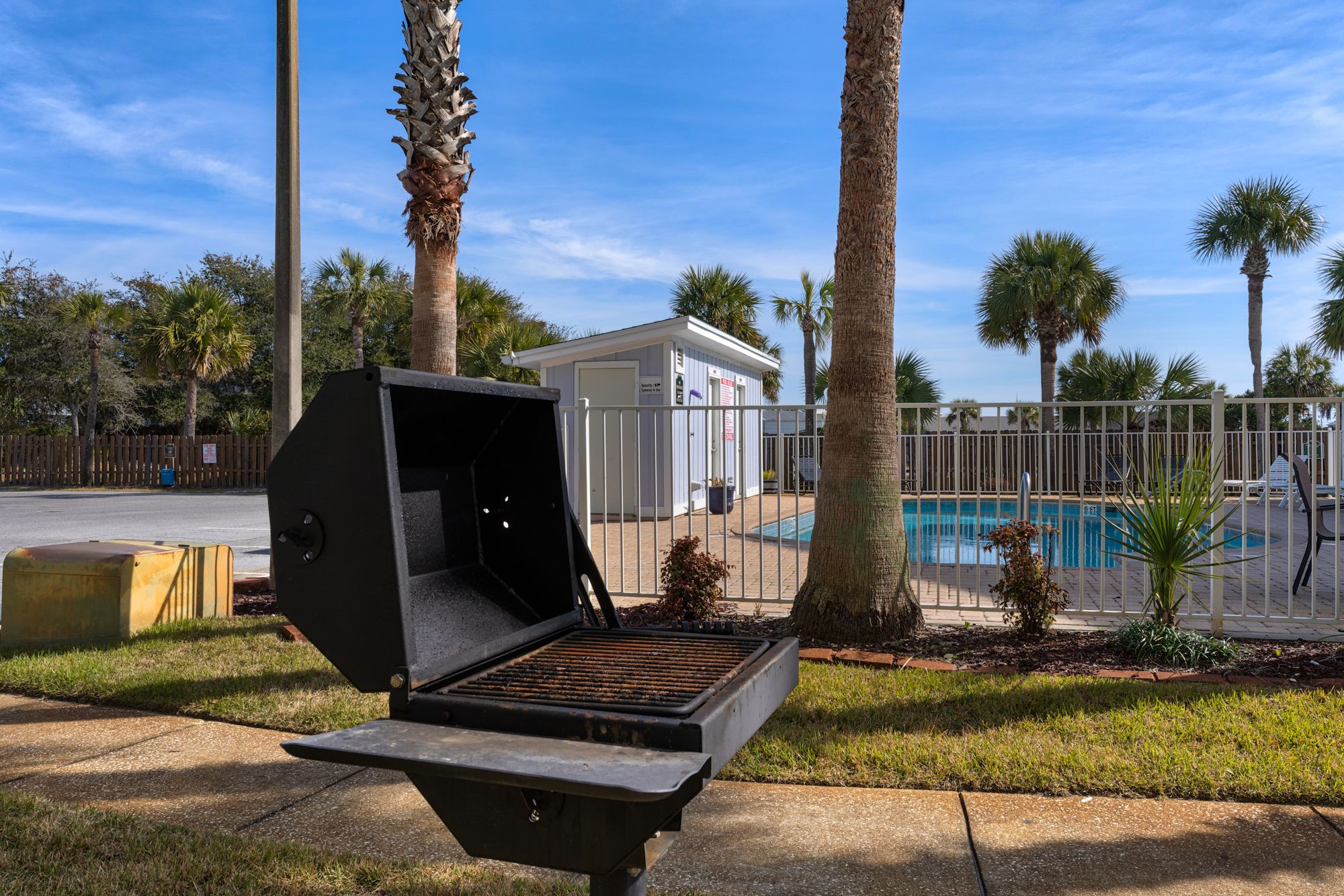 Sand Castle West Grill Area