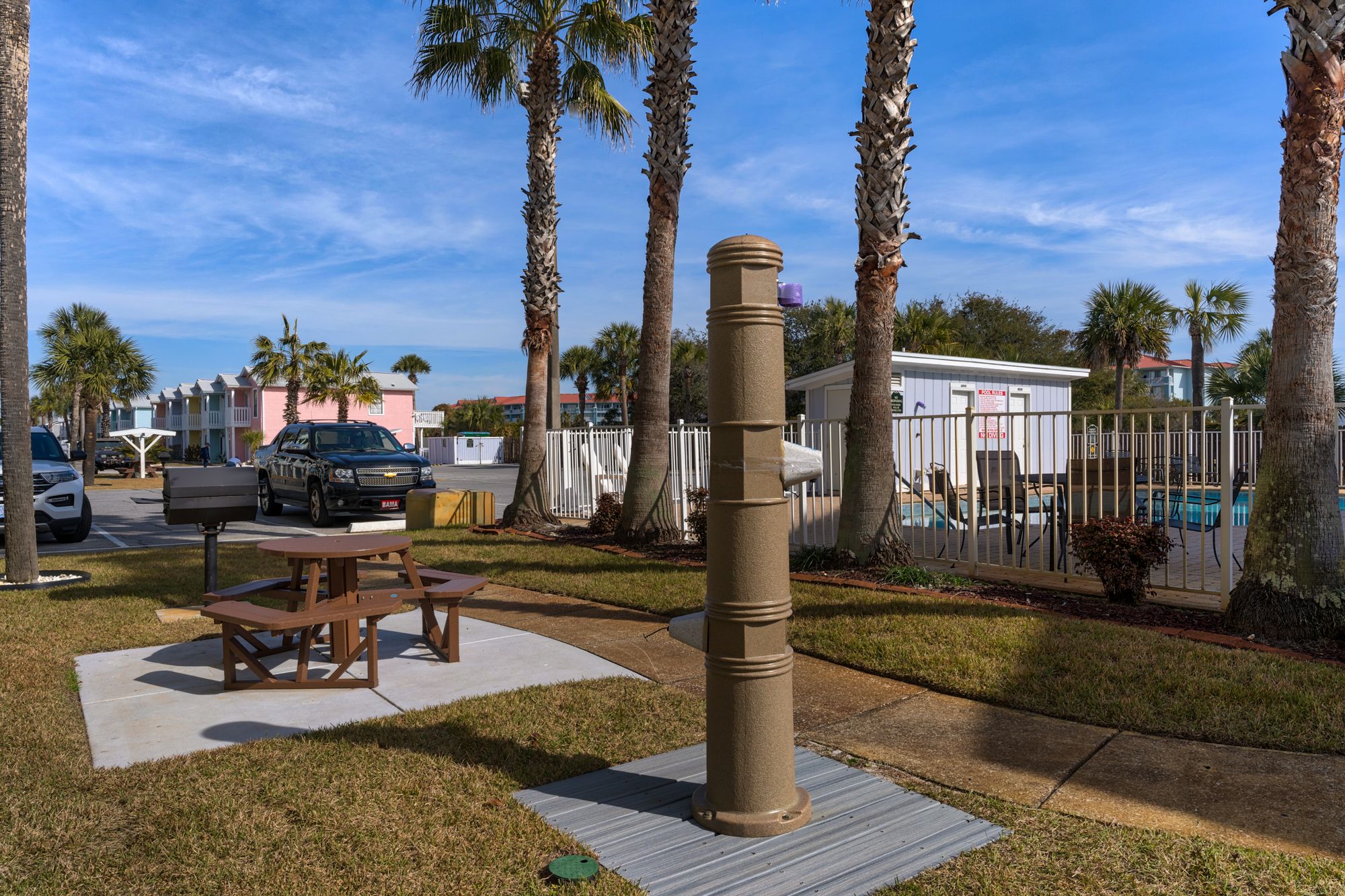 Sand Castle West Picnic & Grilling Area