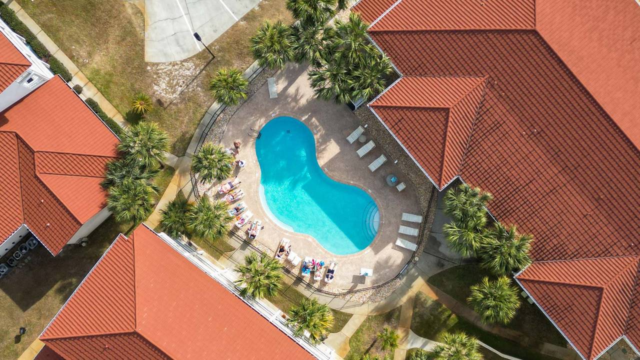 Horizon South - Drone Shot Horizon South - Drone Shot