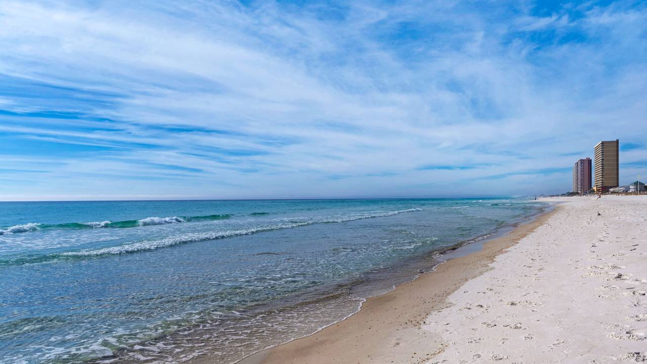 Horizon South - Beach Area Horizon South - Beach Area