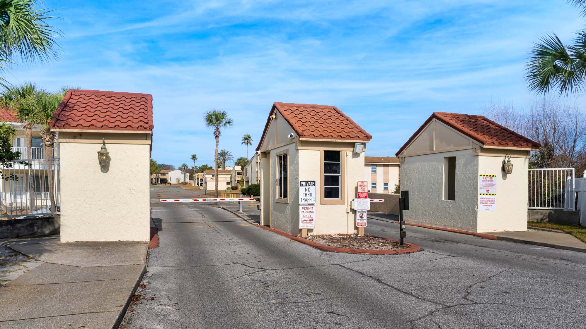 Horizon South - Entry