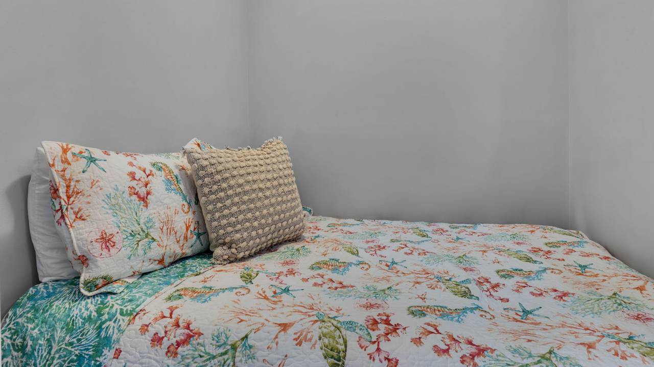 Horizon South 77C - Horizon Hideaway - Hallway Bed Horizon South 77C - Horizon Hideaway - Hallway Bed