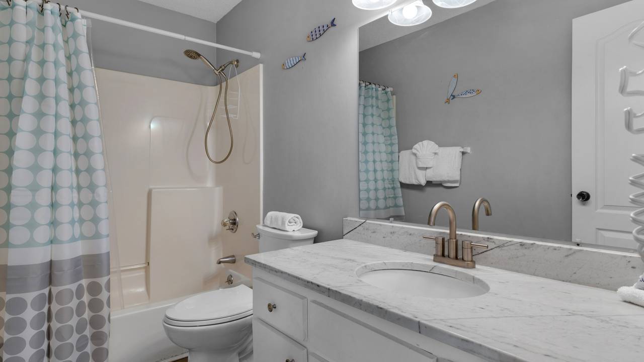 Horizon South 77C - Horizon Hideaway - Shared Bathroom Horizon South 77C - Horizon Hideaway - Shared Bathroom