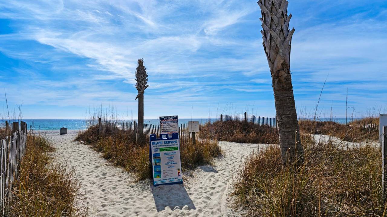Horizon South - Beach walkway Horizon South - Beach walkway