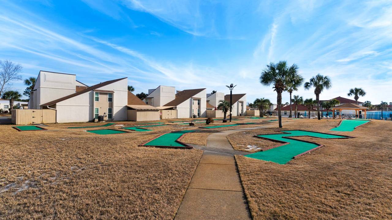 Horizon South - Mini Golf Course Horizon South - Mini Golf Course