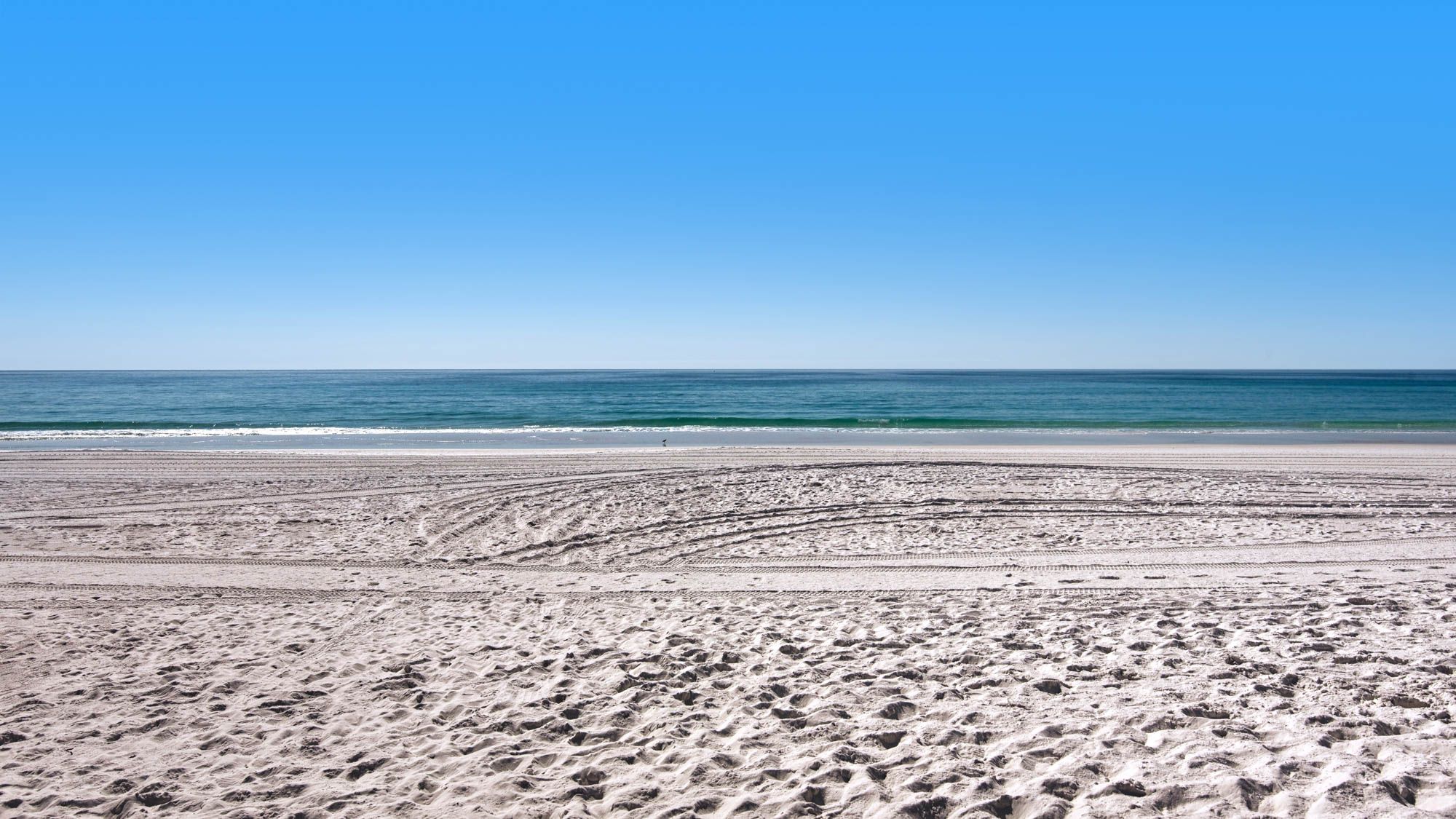 Chateau La Mer II Grounds & Amenities