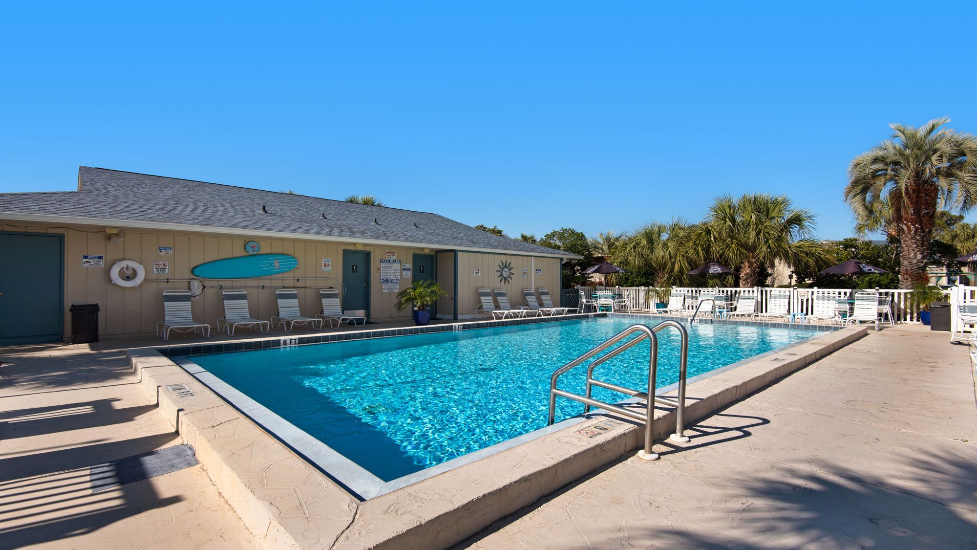 Chateau La Mer II Grounds & Amenities