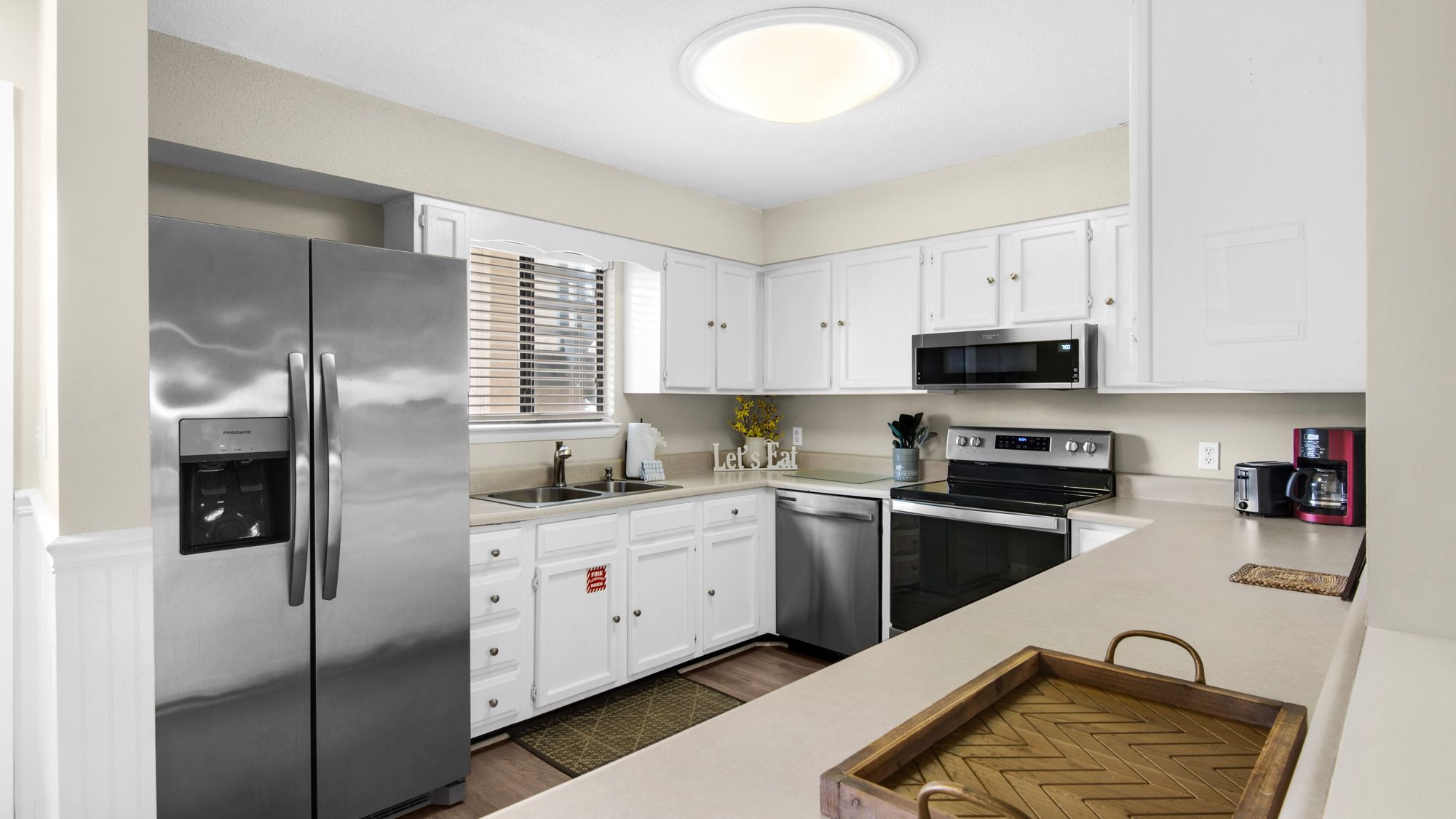 Pirates Mermaid -  Kitchen area