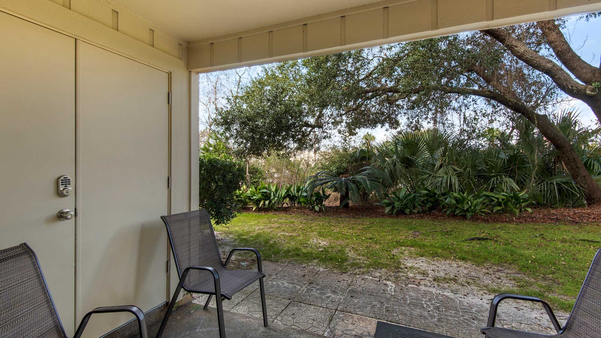 Pirates Mermaid -  Patio area