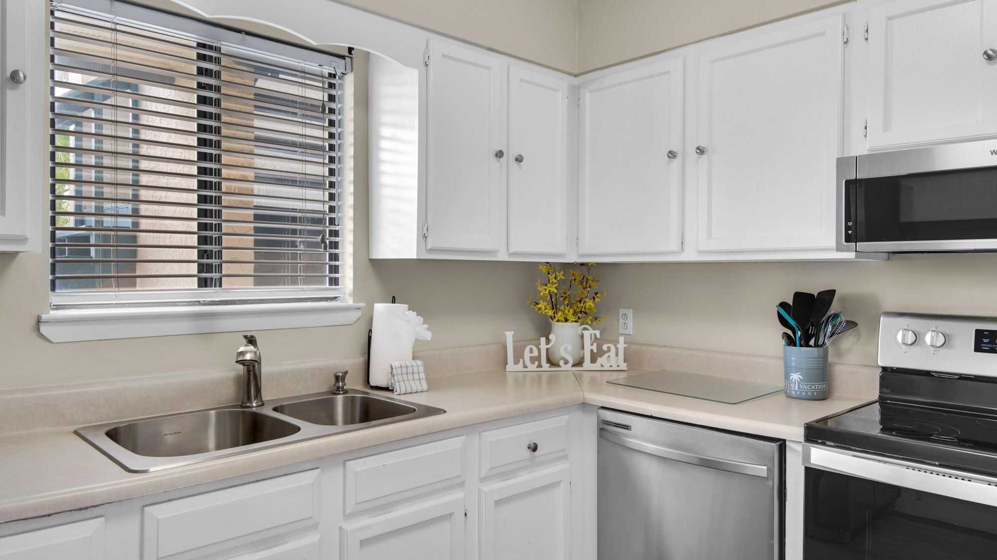 Pirates Mermaid -  Kitchen area