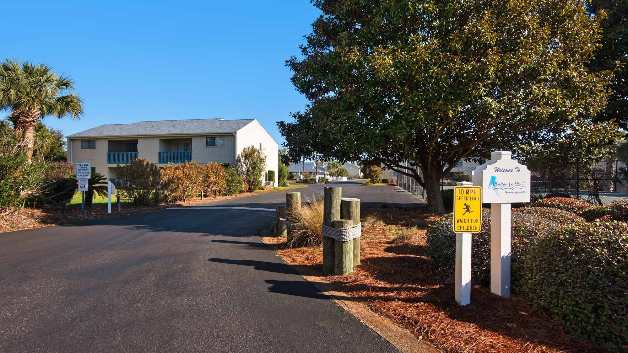 Chateau La Mer II Grounds & Amenities