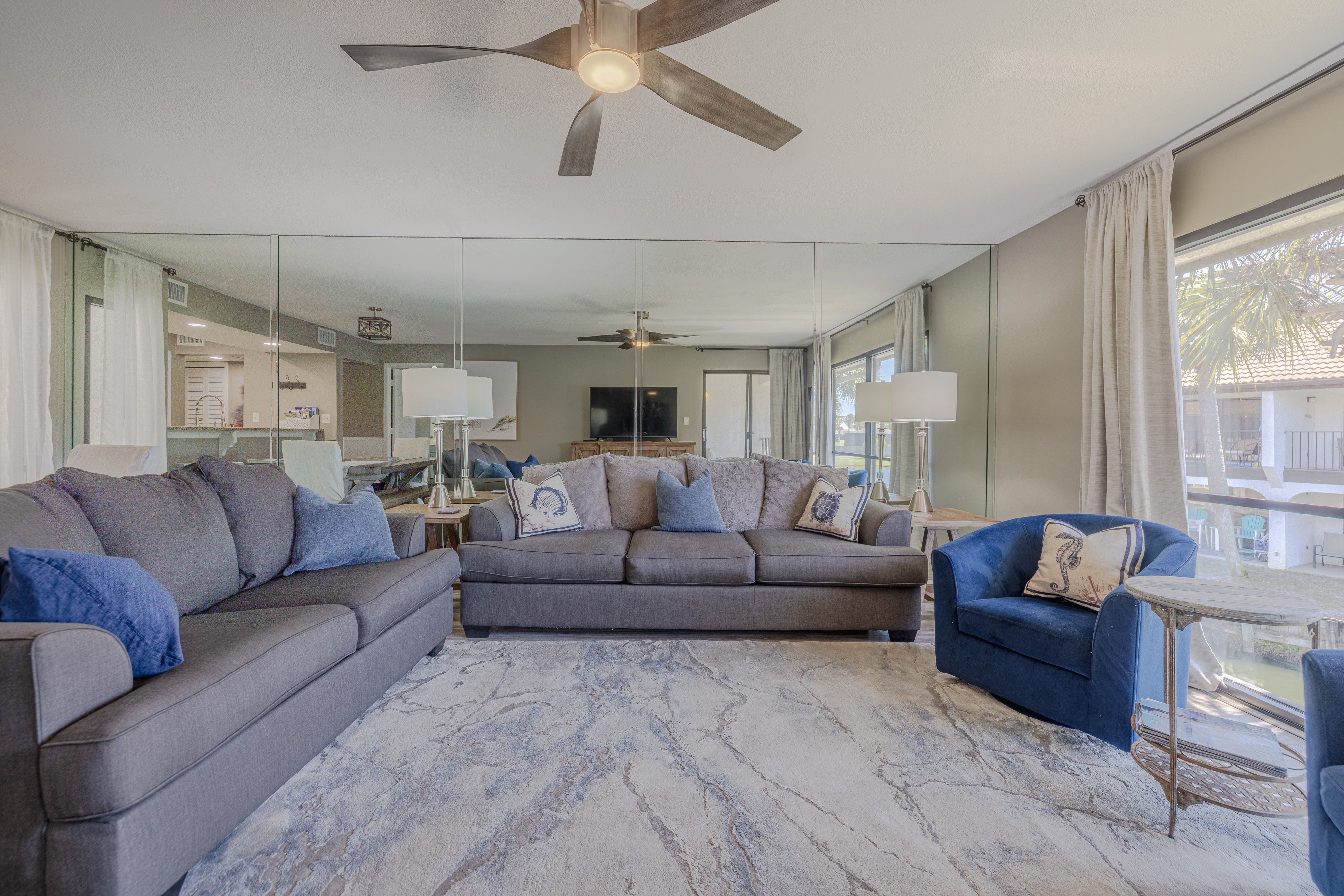 Edgewater Golf Villa 2107