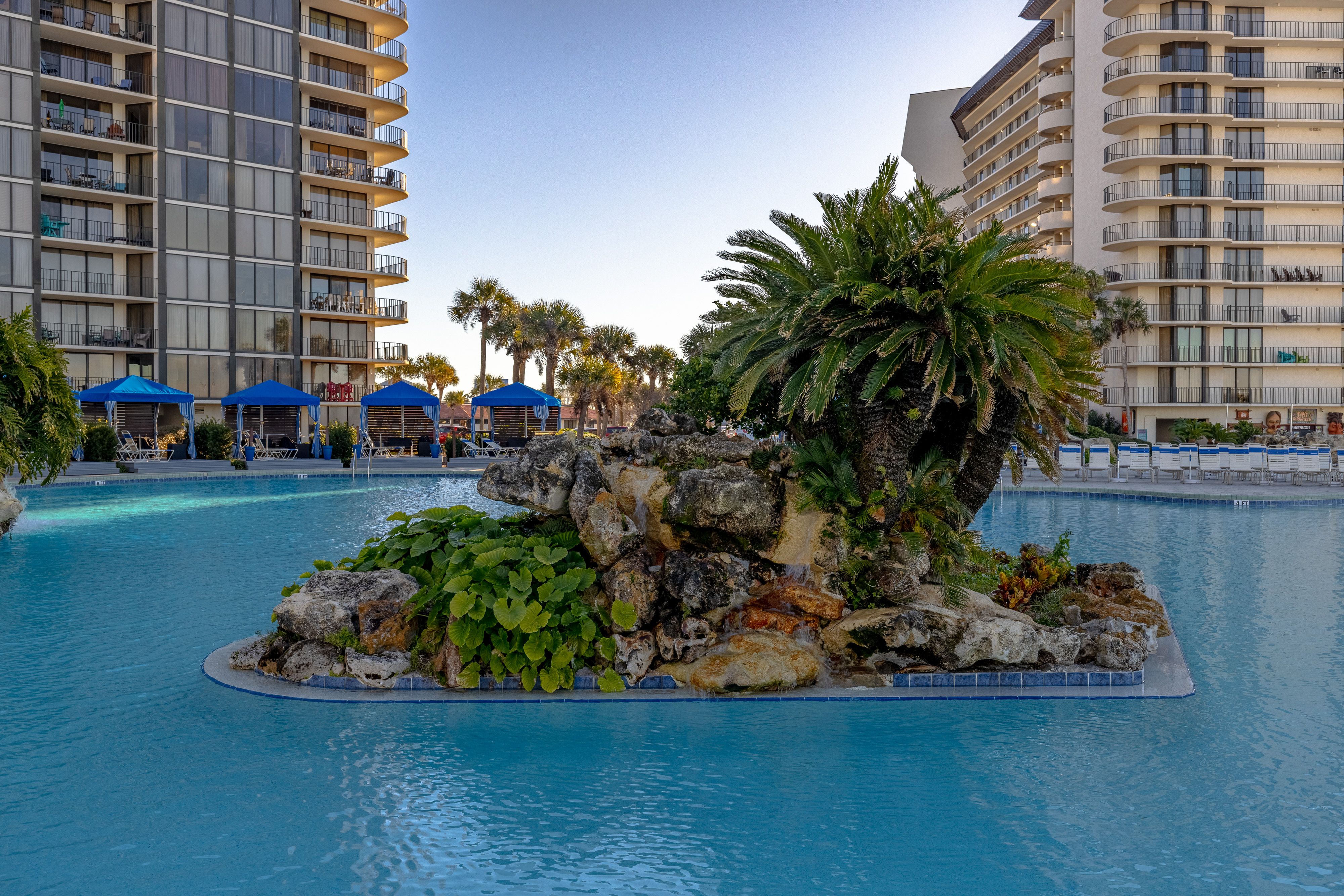 Edgewater Towers Amenities