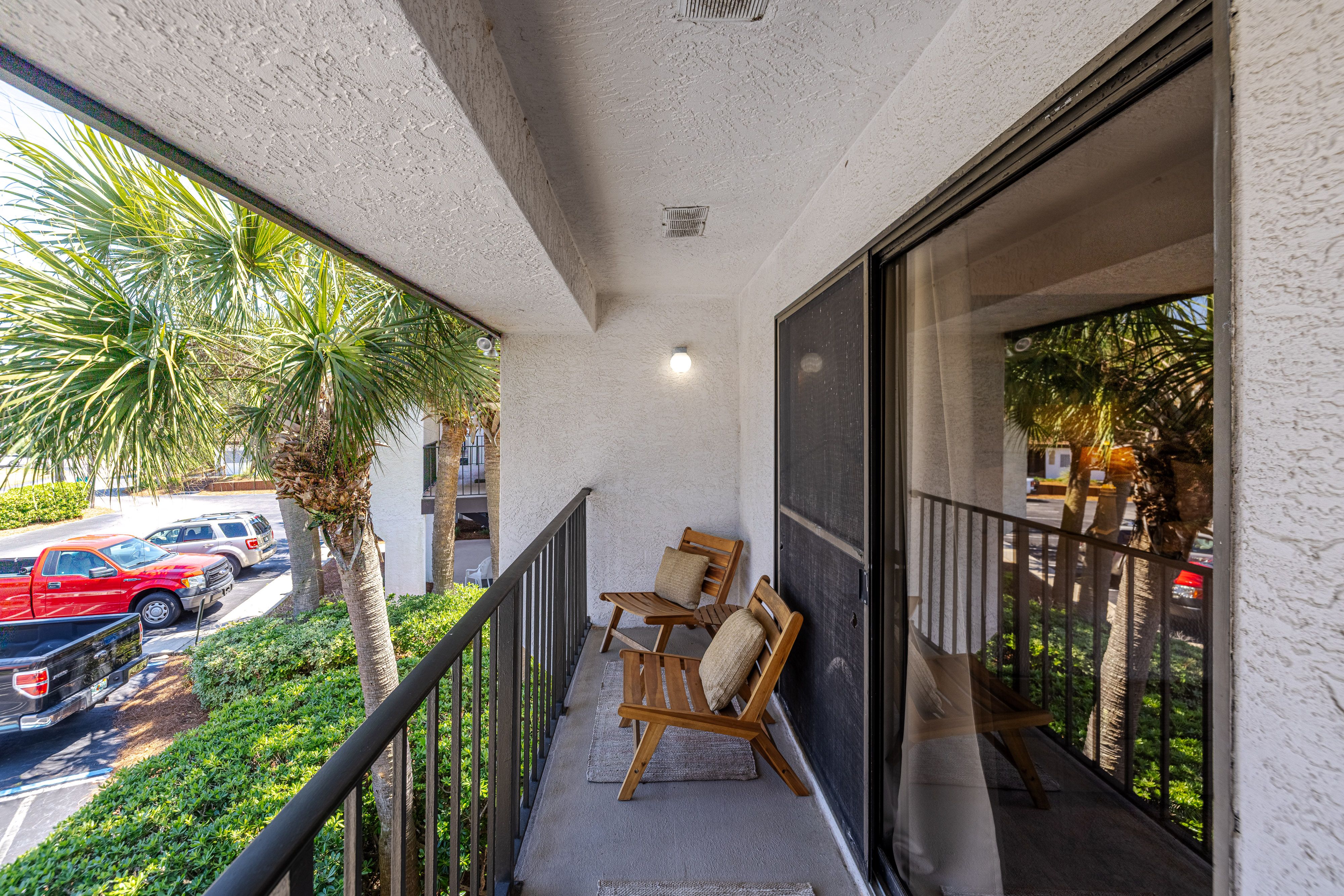 Edgewater Golf Villa 2107