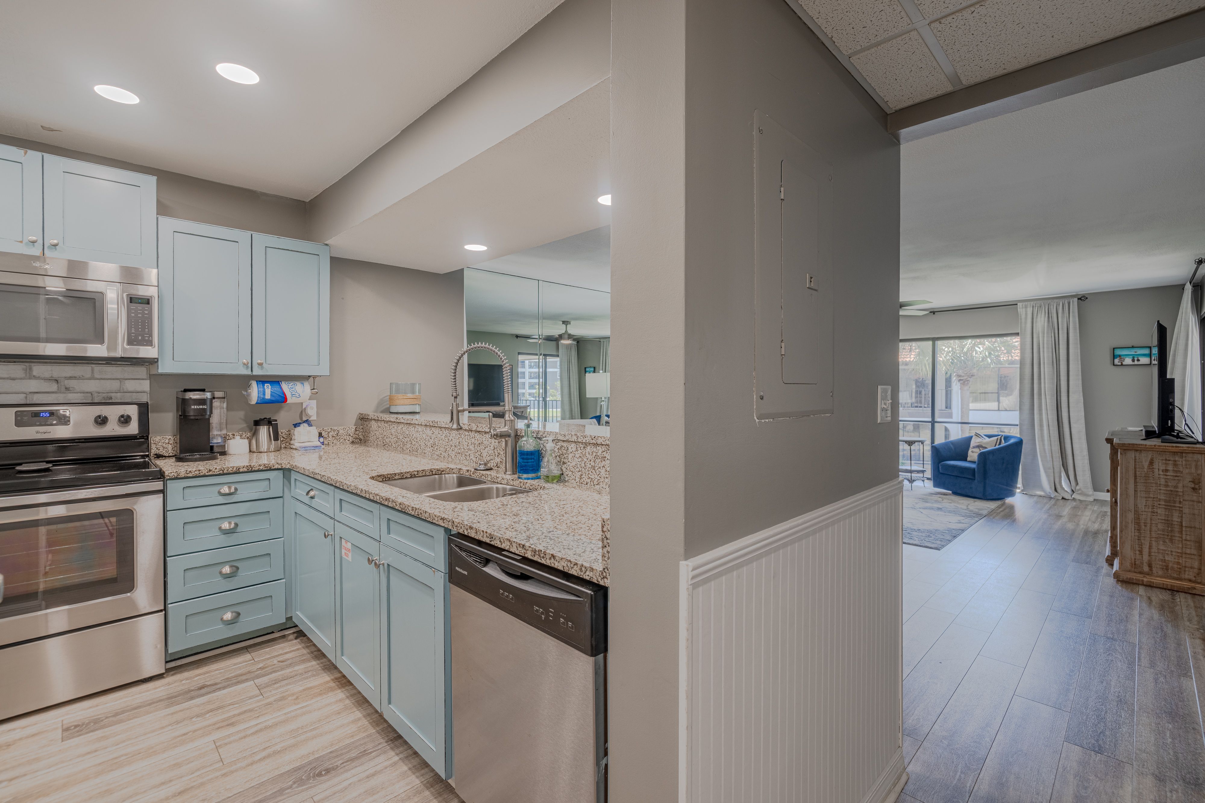 Edgewater Golf Villa 2107