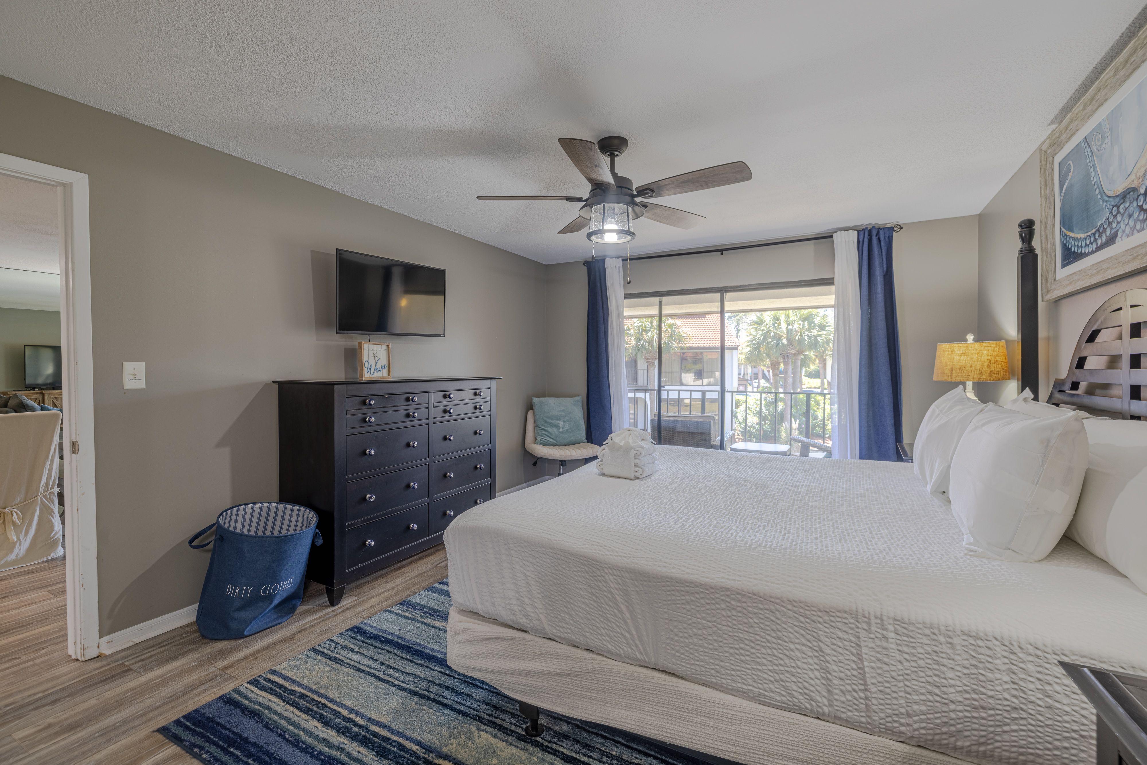 Edgewater Golf Villa 2107