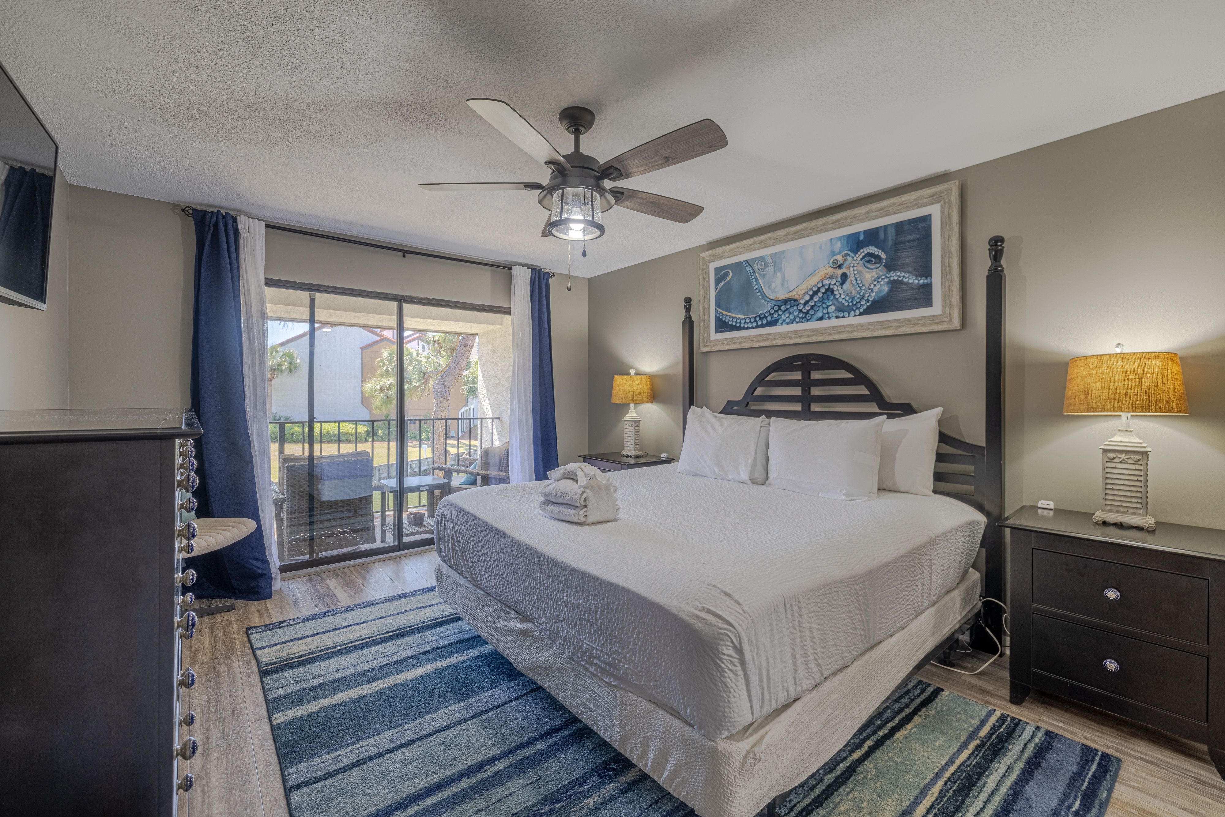 Edgewater Golf Villa 2107