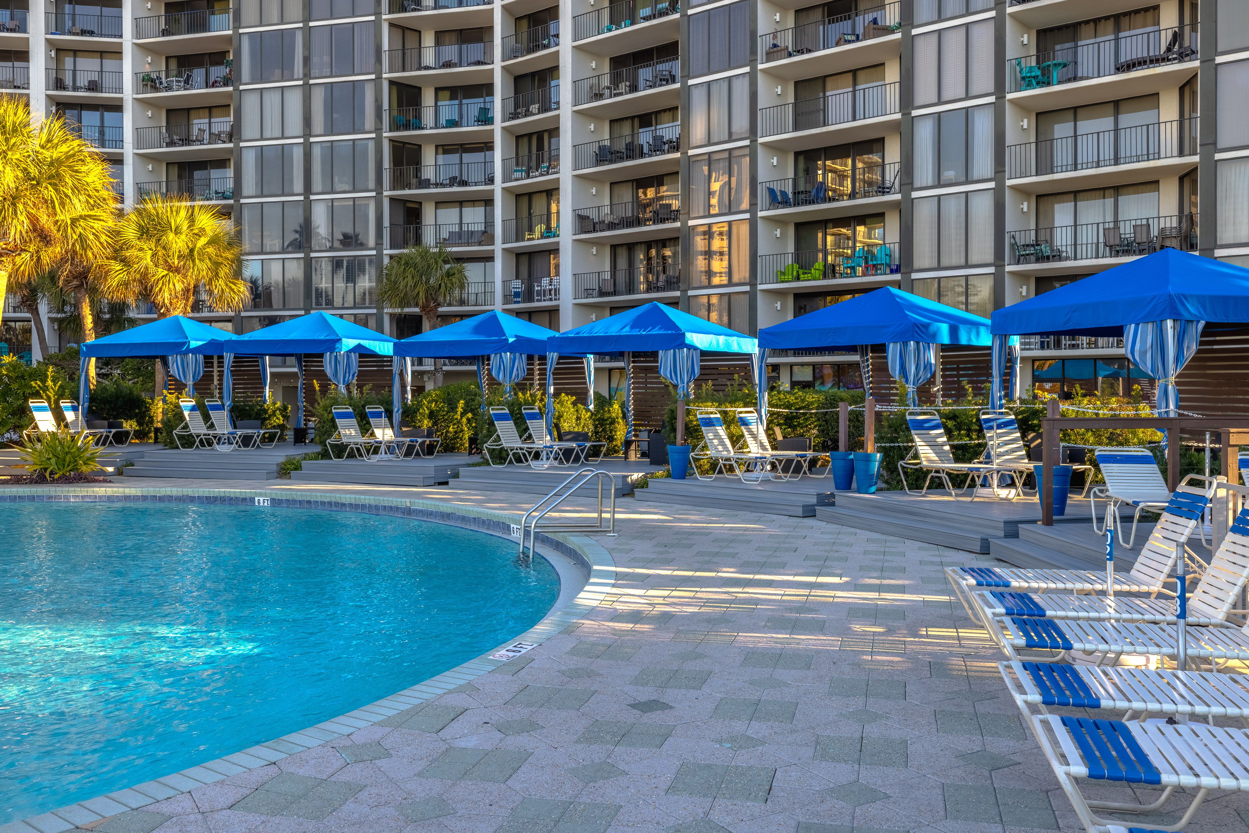 Edgewater Towers Amenities