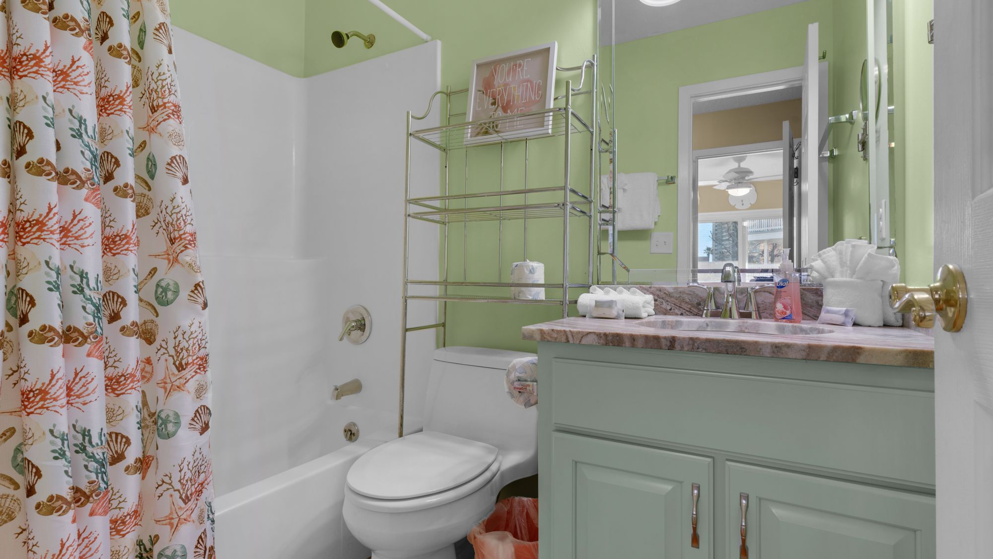 Southwinds I-5 Bathroom 1