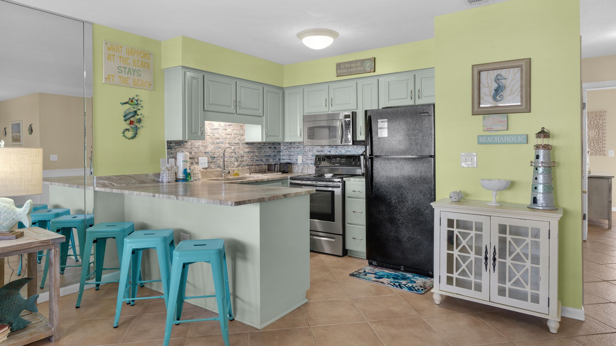 Southwinds I-5 Kitchen 