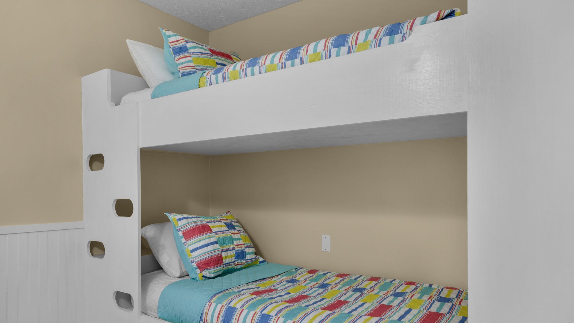 Southwinds I-5 Bunk area