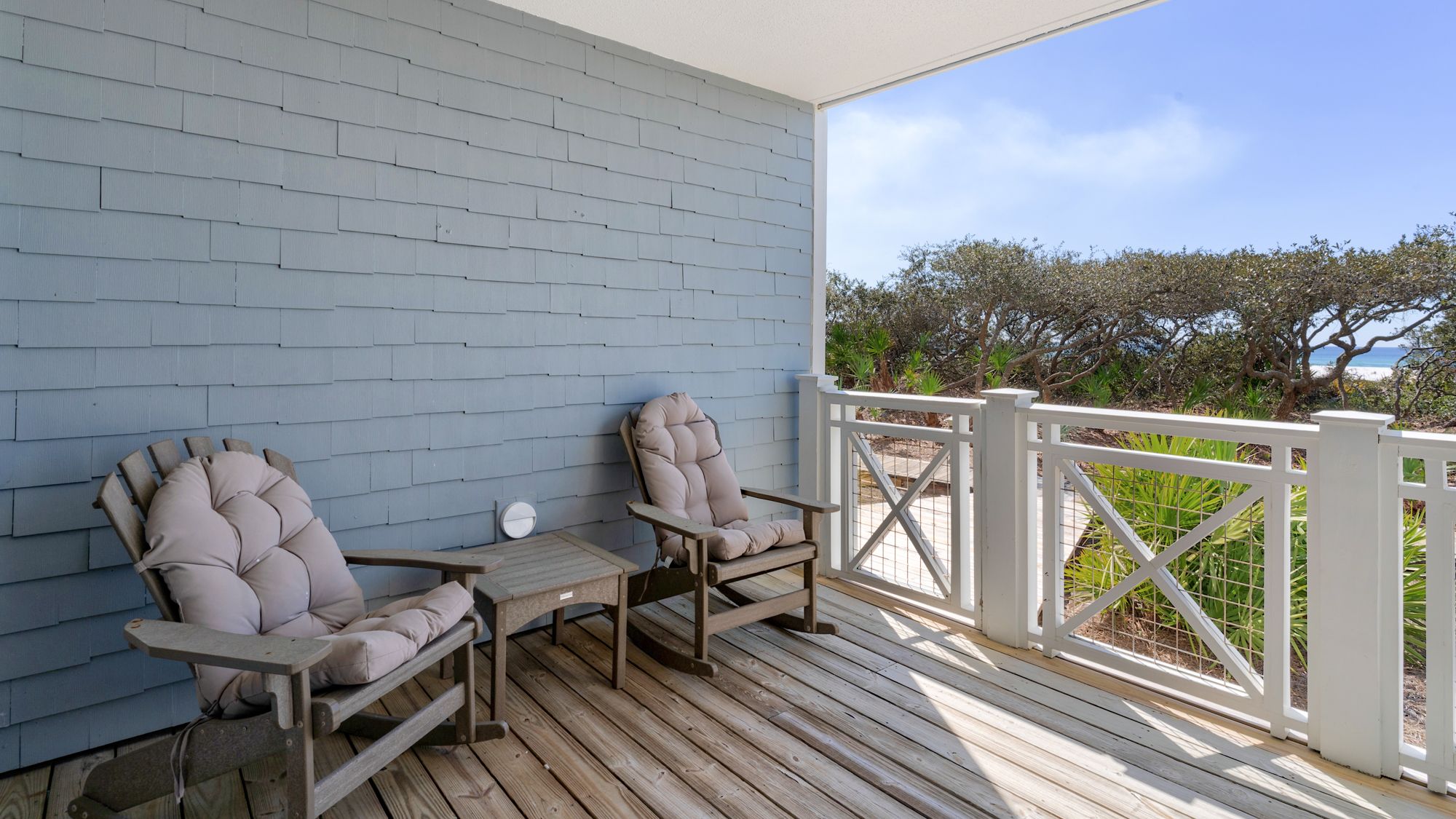 1st Level Porch area