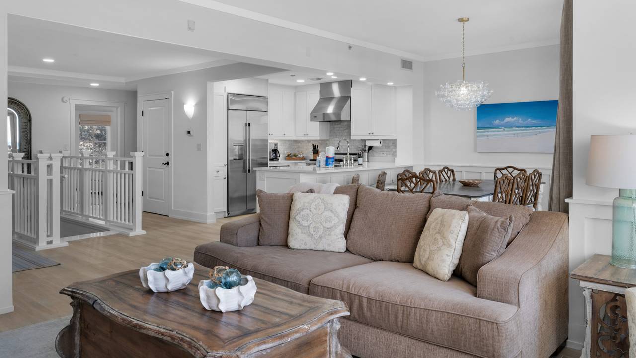 2nd level Living area 2nd level Living area