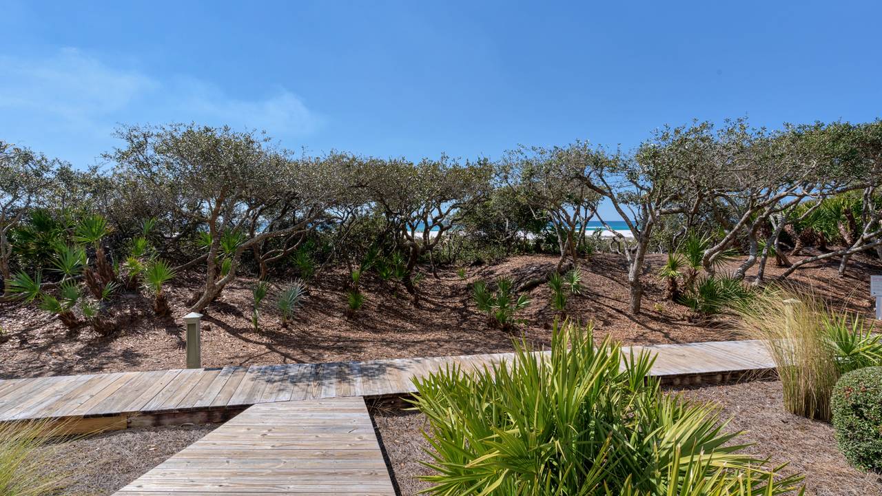1st Level Front view of porch area 1st Level Front view of porch area
