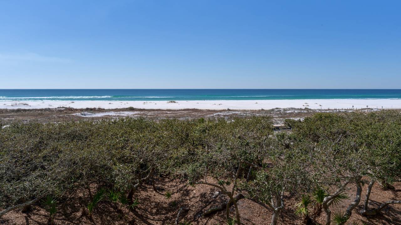 2nd level Gulf views from the porch area 2nd level Gulf views from the porch area