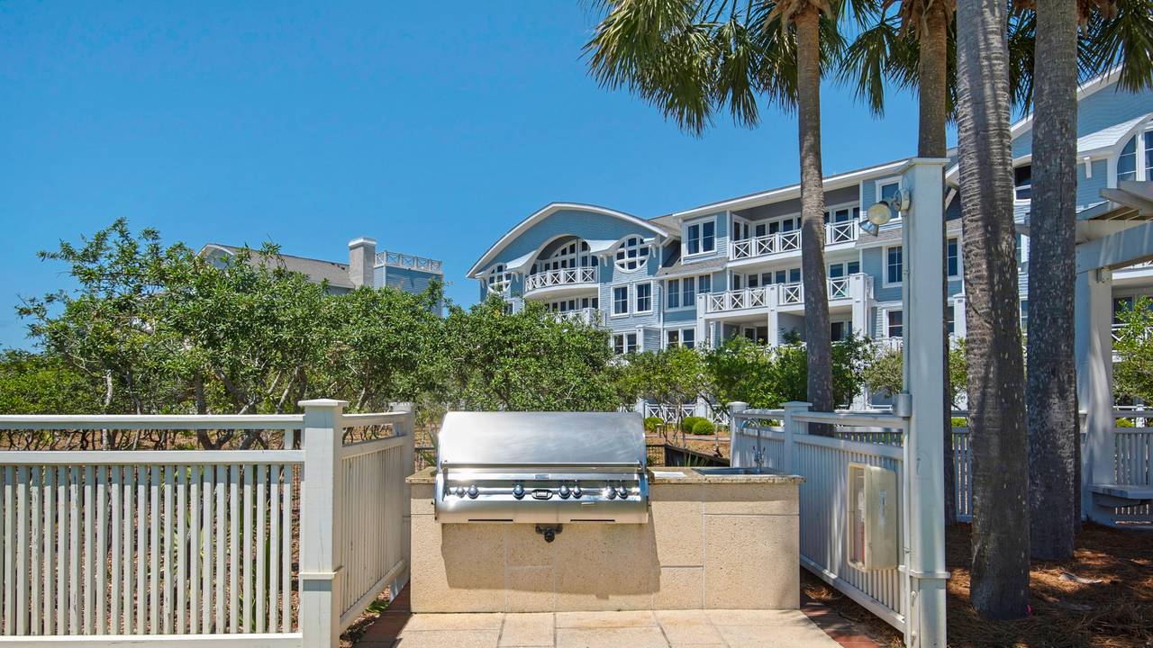 Watersound Grounds & Amenities Watersound Grounds & Amenities