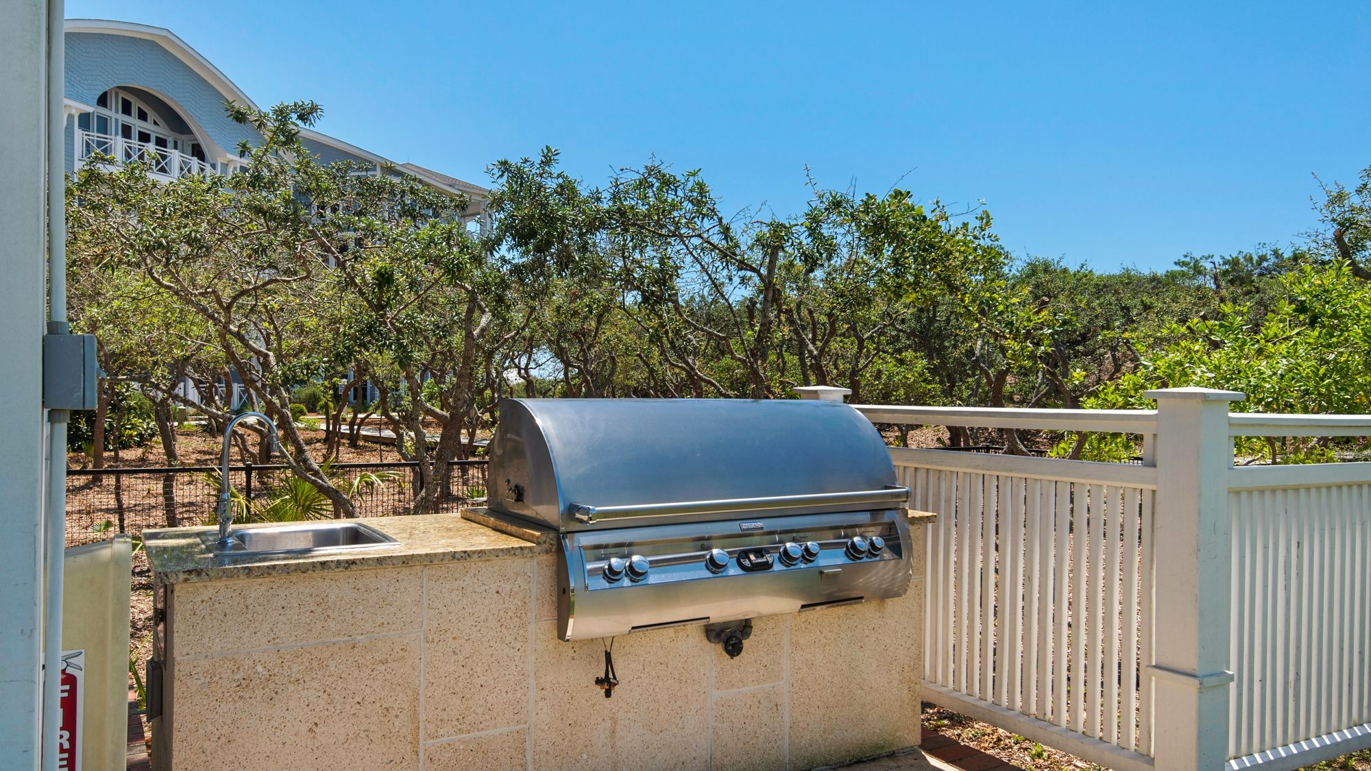 Watersound Grounds & Amenities