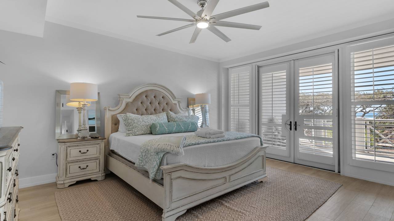 Master Bedroom Master Bedroom