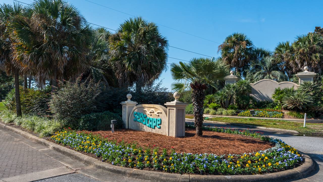 Seascape Resort Grounds & Amenities Seascape Resort Grounds & Amenities