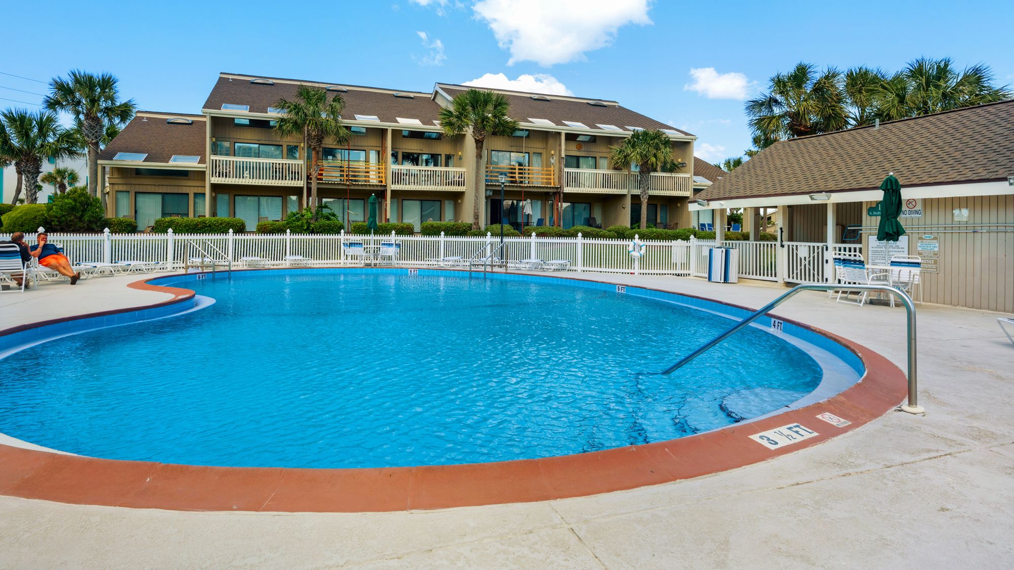 Seascape Resort Grounds & Amenities