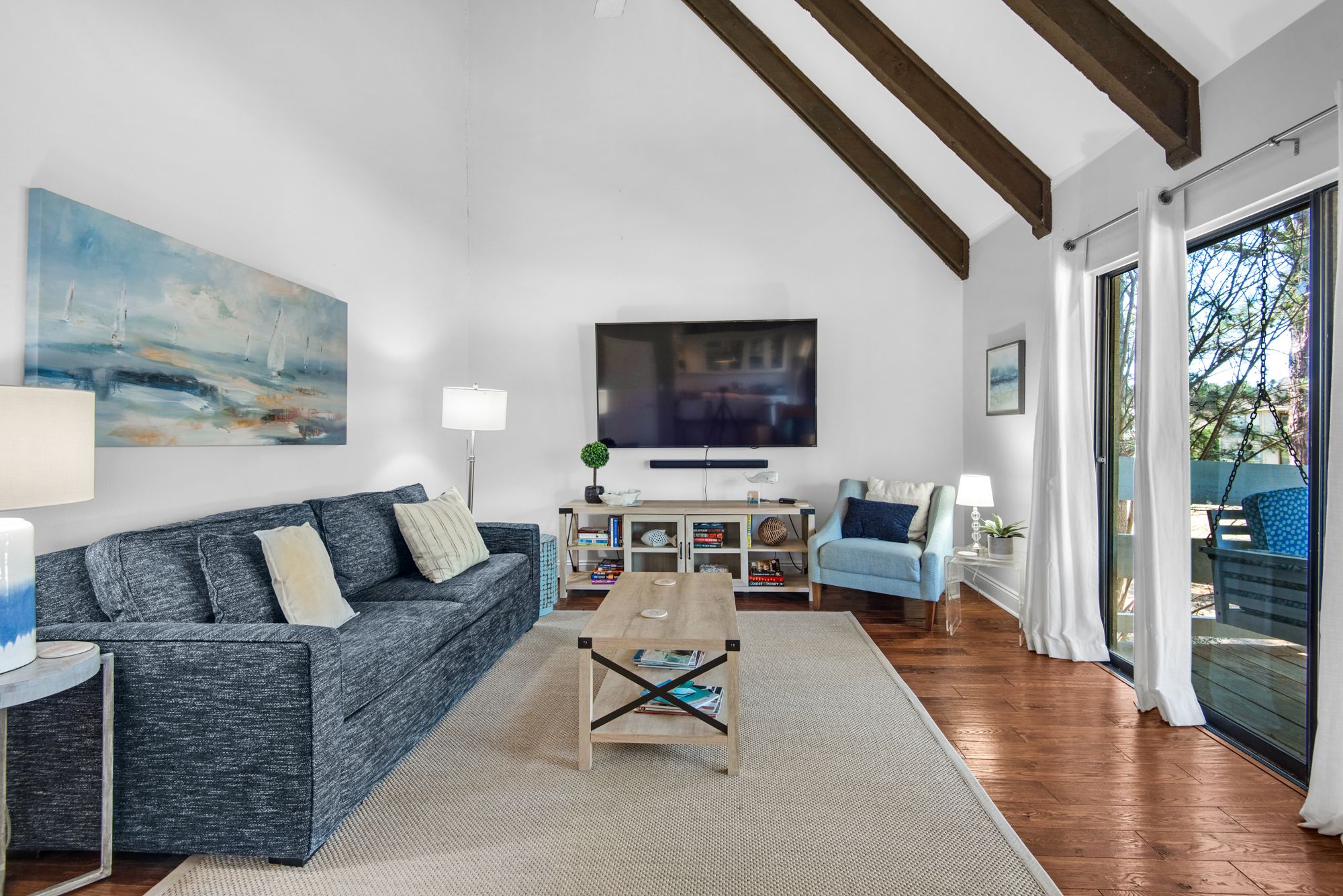 Seascape 21C Living area